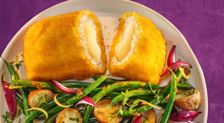 Escalope Gouda avec pommes de terre grenaille au four et salade de haricots verts tiède​